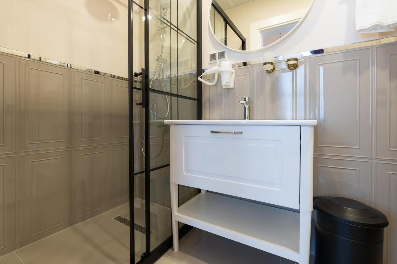 Giges King Boutique Hotel Antalia Esterno foto